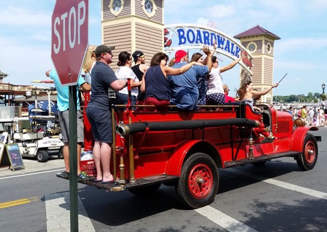 Antique Car Parade Put In Bay