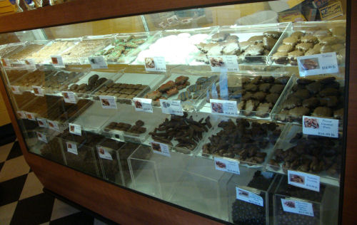 Chocolate Cafe and Museum Gift Shop Put In Bay