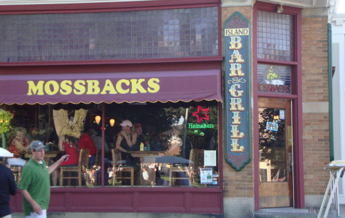 Mossbacks Island Bar & Grill